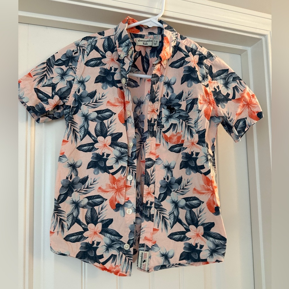 Abercrombie Kids Floral Button Down Shirt Size 7/8 great condition